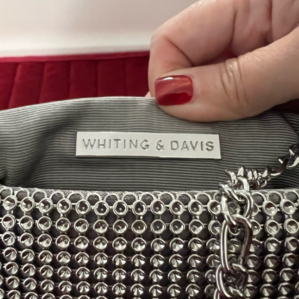 Whiting and Davis clutch